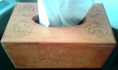 Chipcarved Kleenex box cover.10 3/4"x6 3/8"5 5/8" high
Light pecan stain